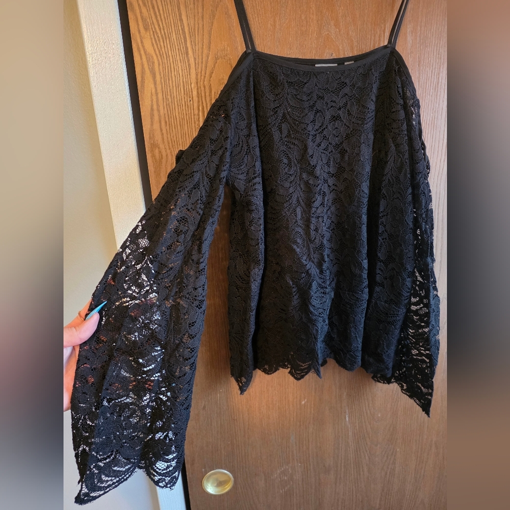 New York & Company Black Lace Spaghetti Strap Cami - Picture 2 of 4